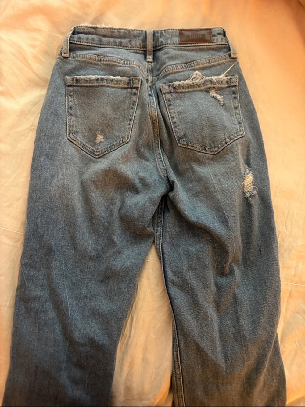 Hollister Women's Light Blue Ripped Boyfriend Jeans - Picture 2 of 2